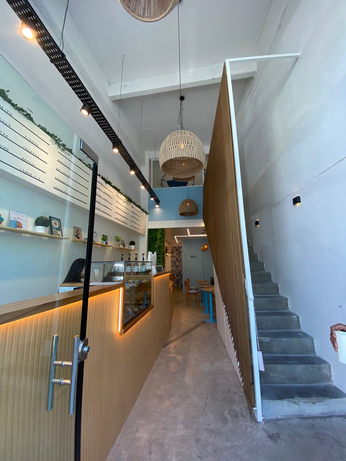 Cafeteria Moderna y Fábrica de Galletas